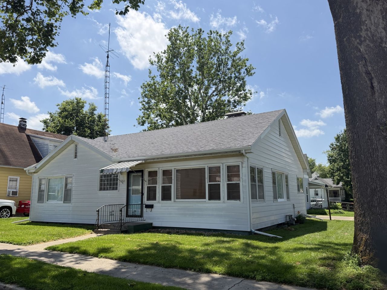 202 S William Street, Farmer City, IL 61842 Main Photo