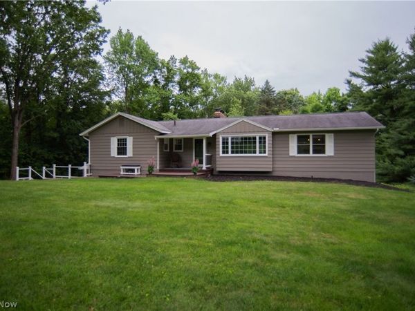4564 Larkspur Lane , Bath, OH 44333