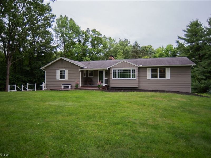 4564 Larkspur Lane, Bath, OH 44333 Photo 1