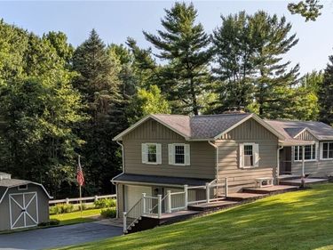 4564 Larkspur Lane, Bath, OH 44333