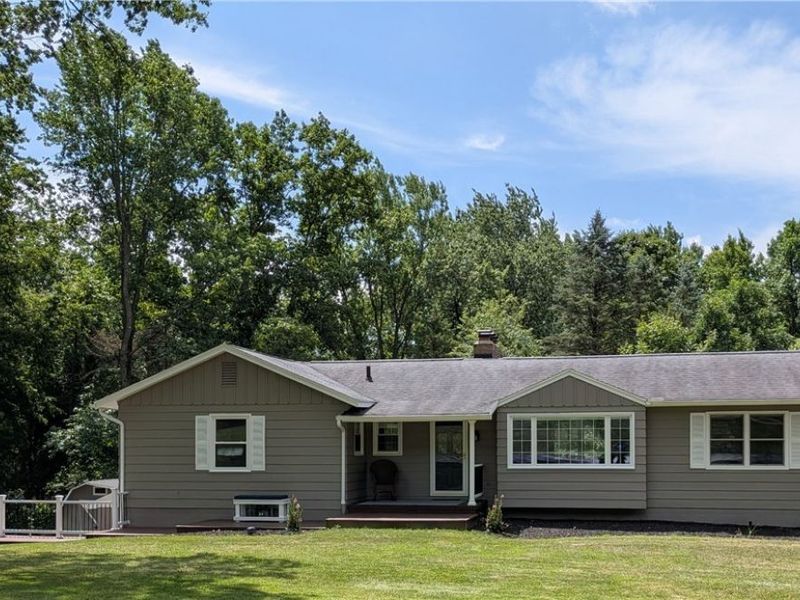 4564 Larkspur Lane, Bath, OH 44333 Photo 2