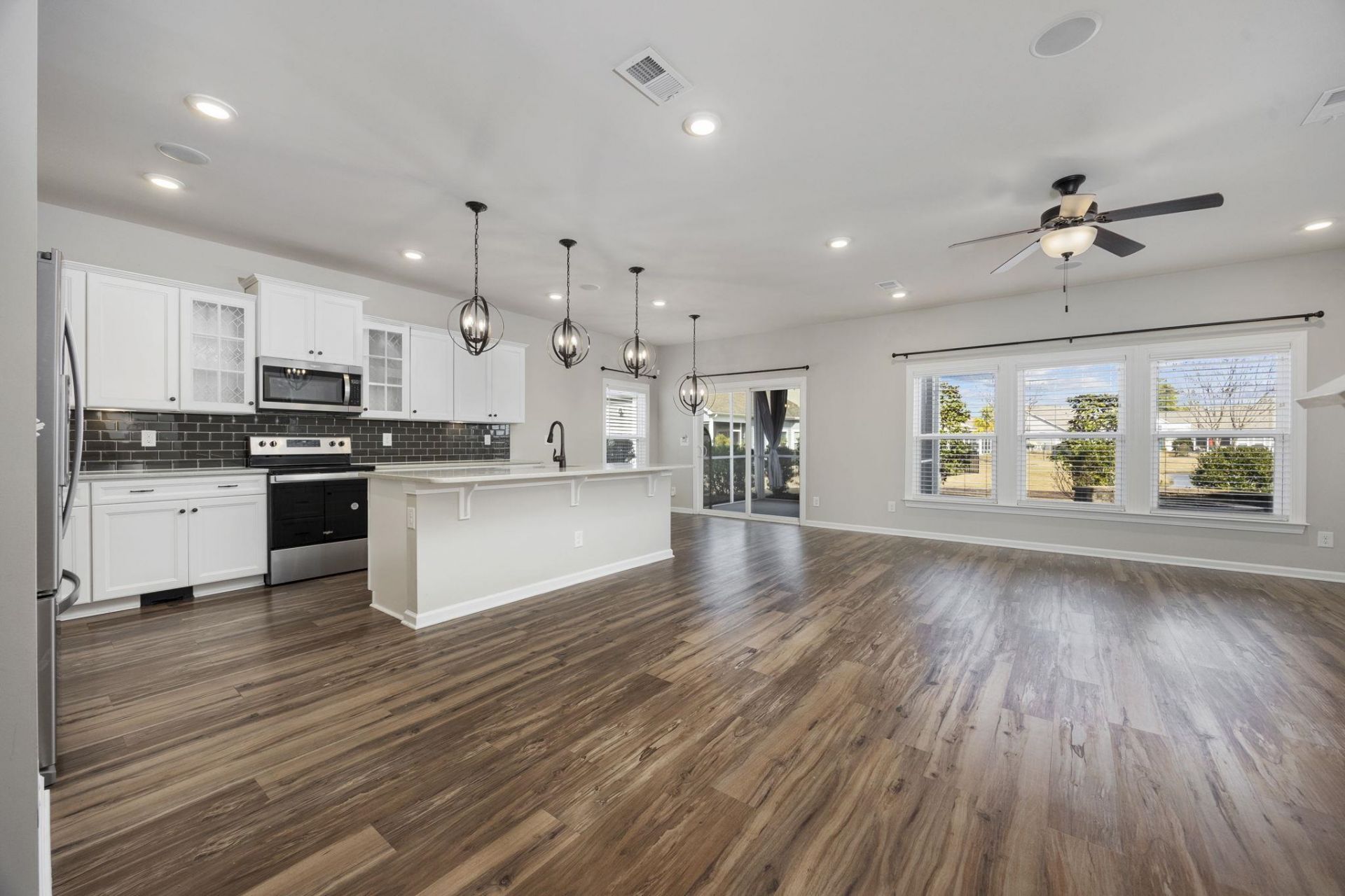 209 Angel Wing Dr. Photo 12