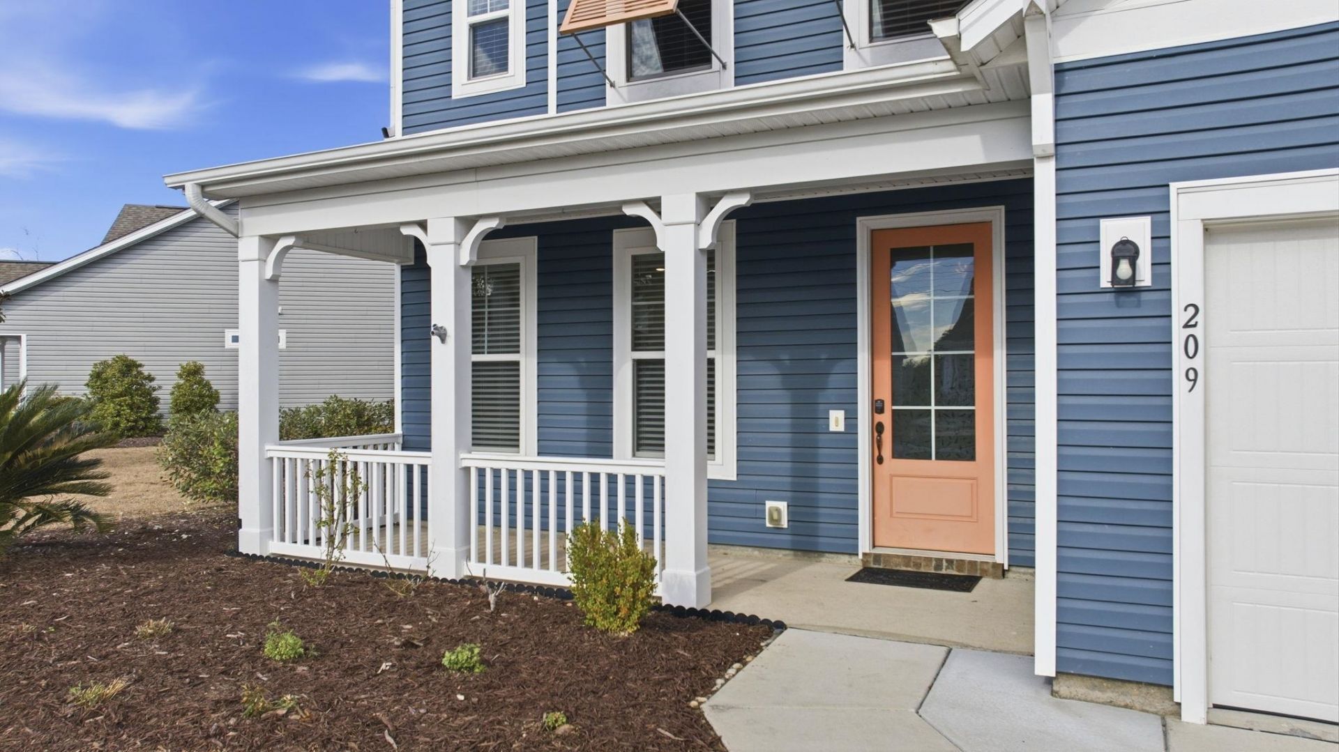 209 Angel Wing Dr. Photo 3