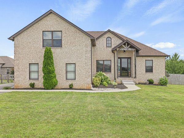 645 Jackson Rd , Portland, TN 37148