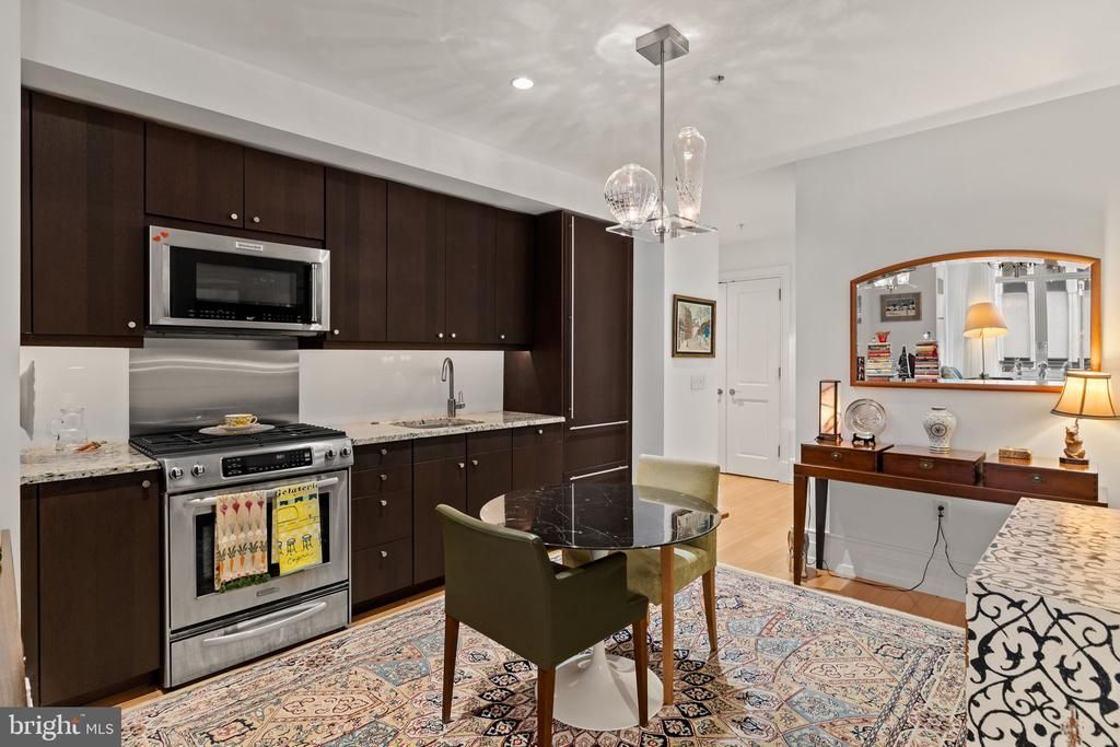 130 S 18TH STREET , PHILADELPHIA, PA 19103