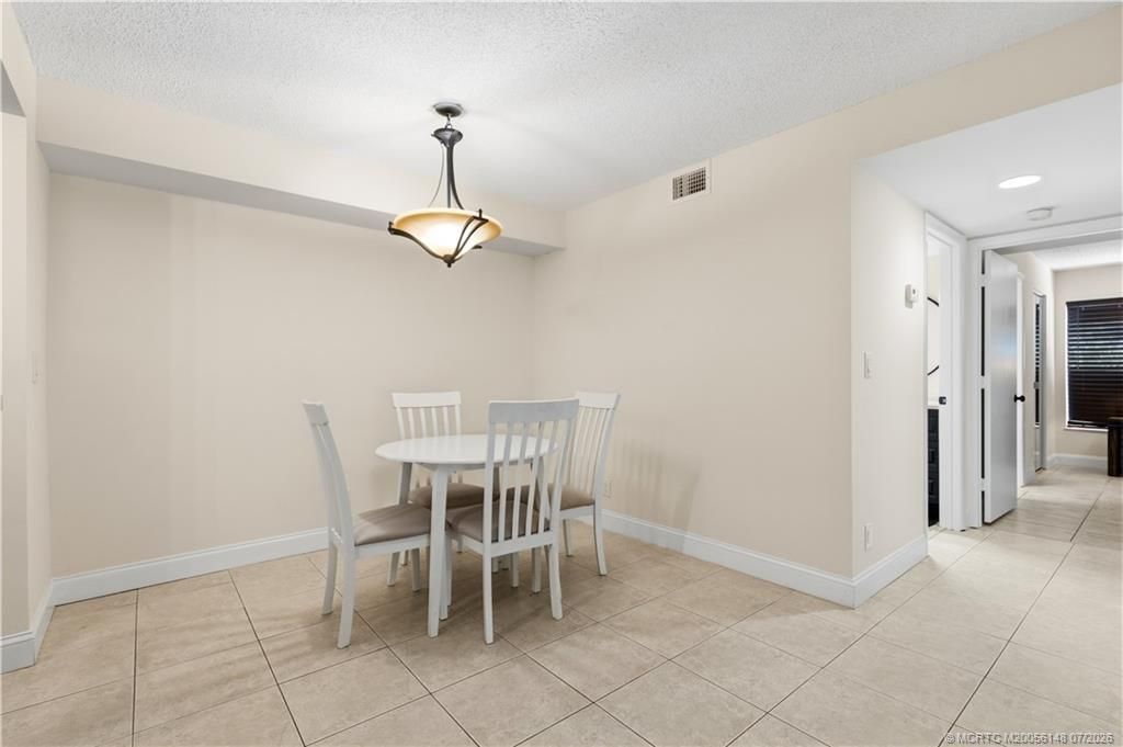 2500 SE Anchorage Cove , Unit D1, Port Saint Lucie, FL 34952 Photo