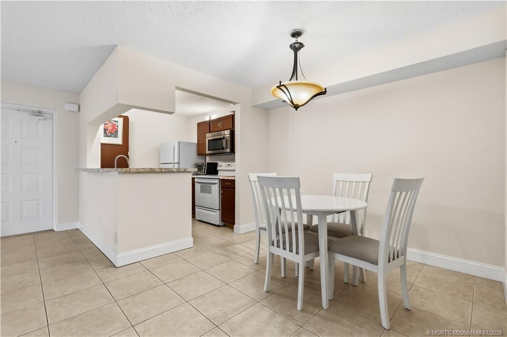 2500 SE Anchorage Cove , Unit D1, Port Saint Lucie, FL 34952 Photo