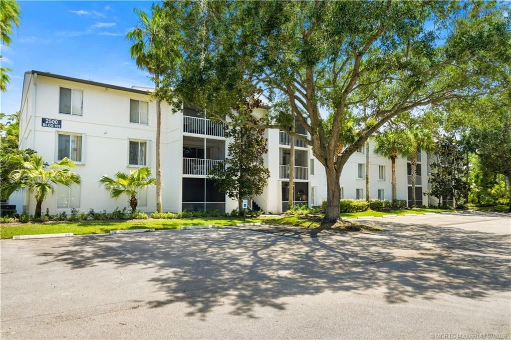 2500 SE Anchorage Cove , Unit D1, Port Saint Lucie, FL 34952 Photo