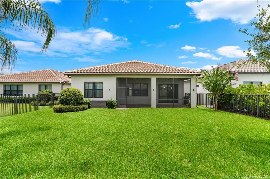 518 SE Crathes Street , Port Saint Lucie, FL 34984 Photo