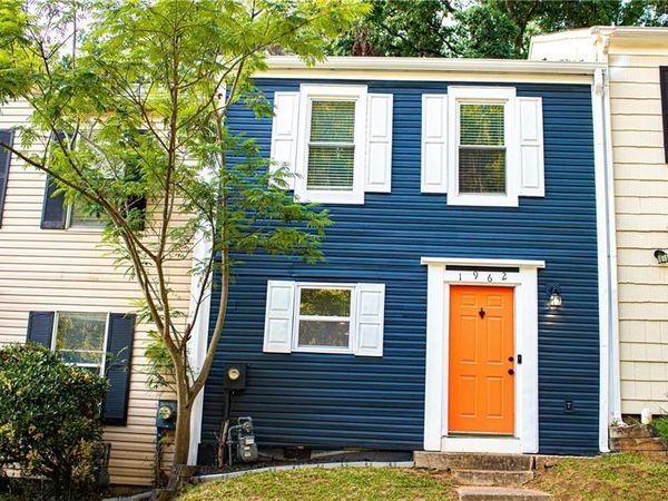 1962 Village Parkway , Smyrna, GA 30080