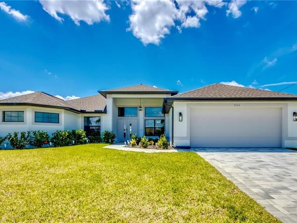 2104 SW 28th LN , CAPE CORAL, FL 33914