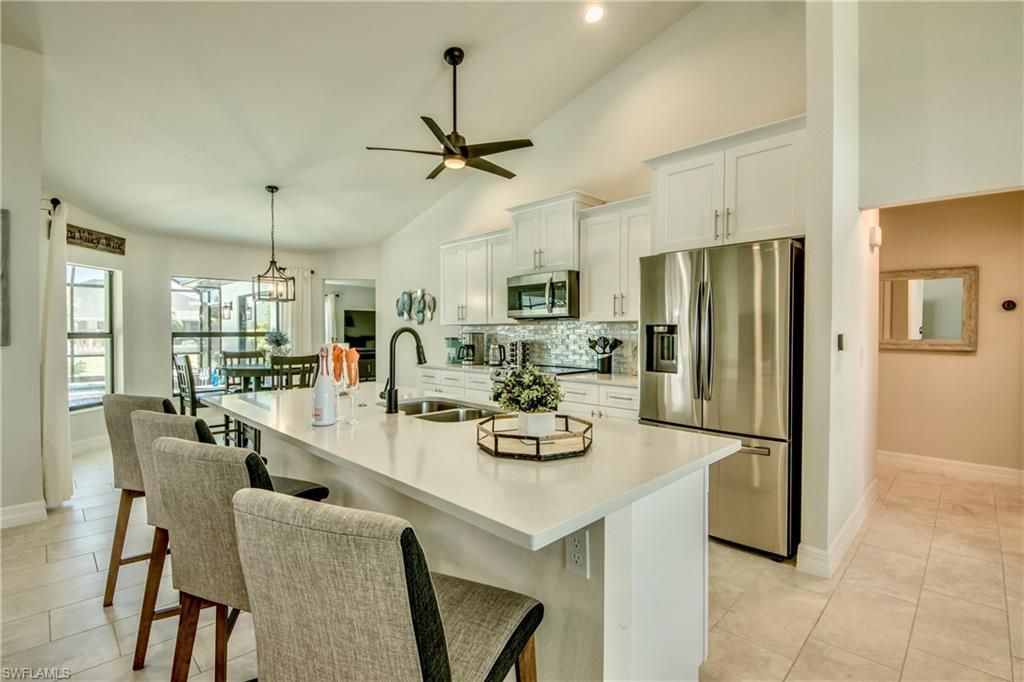 2104 SW 28th Ln , Cape Coral, FL 33914 Photo