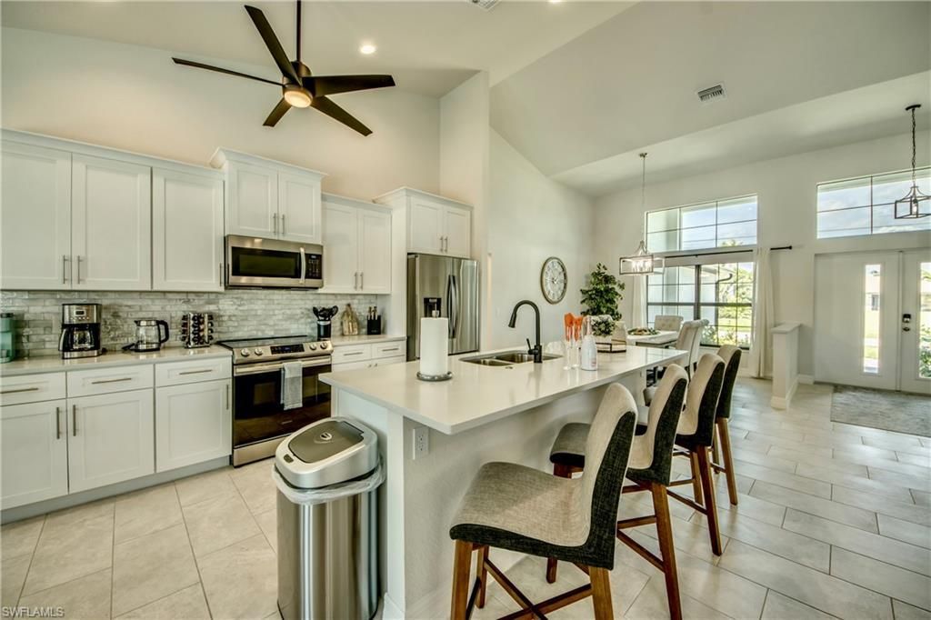 2104 SW 28th Ln , Cape Coral, FL 33914 Photo