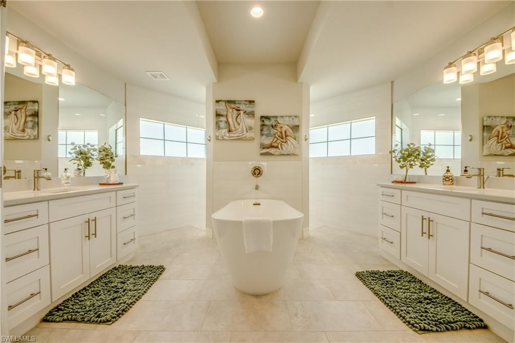 2104 SW 28th Ln , Cape Coral, FL 33914 Photo