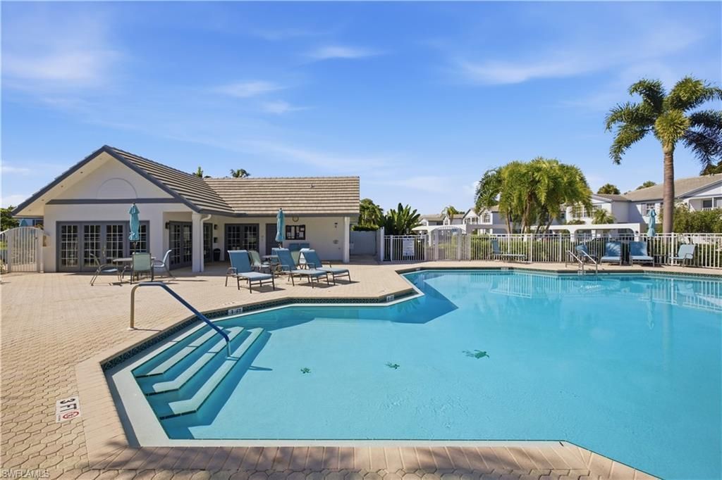 829 Tanbark Dr, Unit 104, Naples, FL 34108 Photo