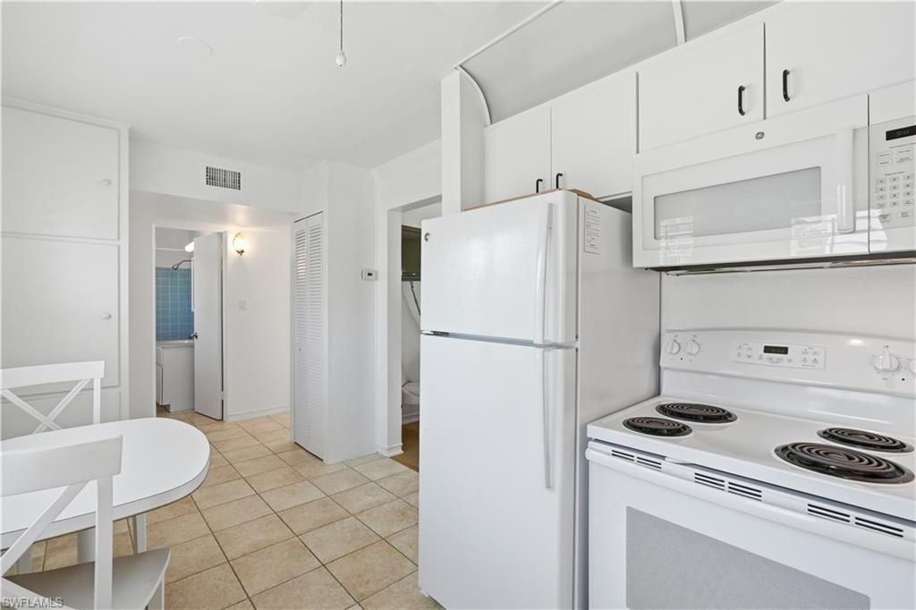 285 8th Ave S, Unit 285, Naples, FL 34102 Photo