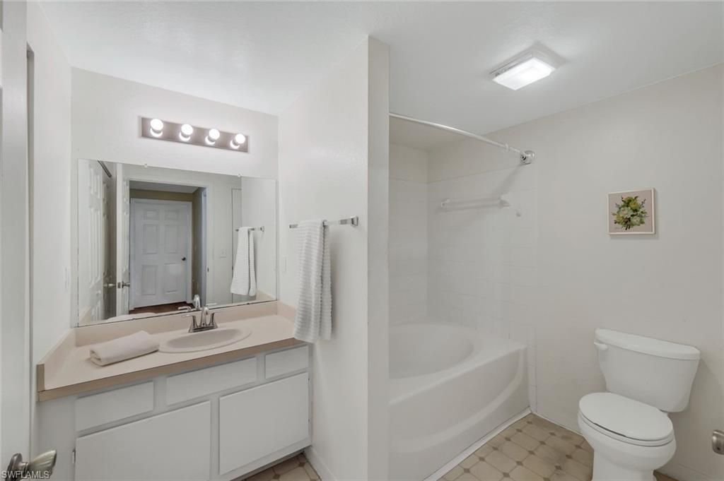 23600 Walden Center Dr, Unit 105, Estero, FL 34134 Photo
