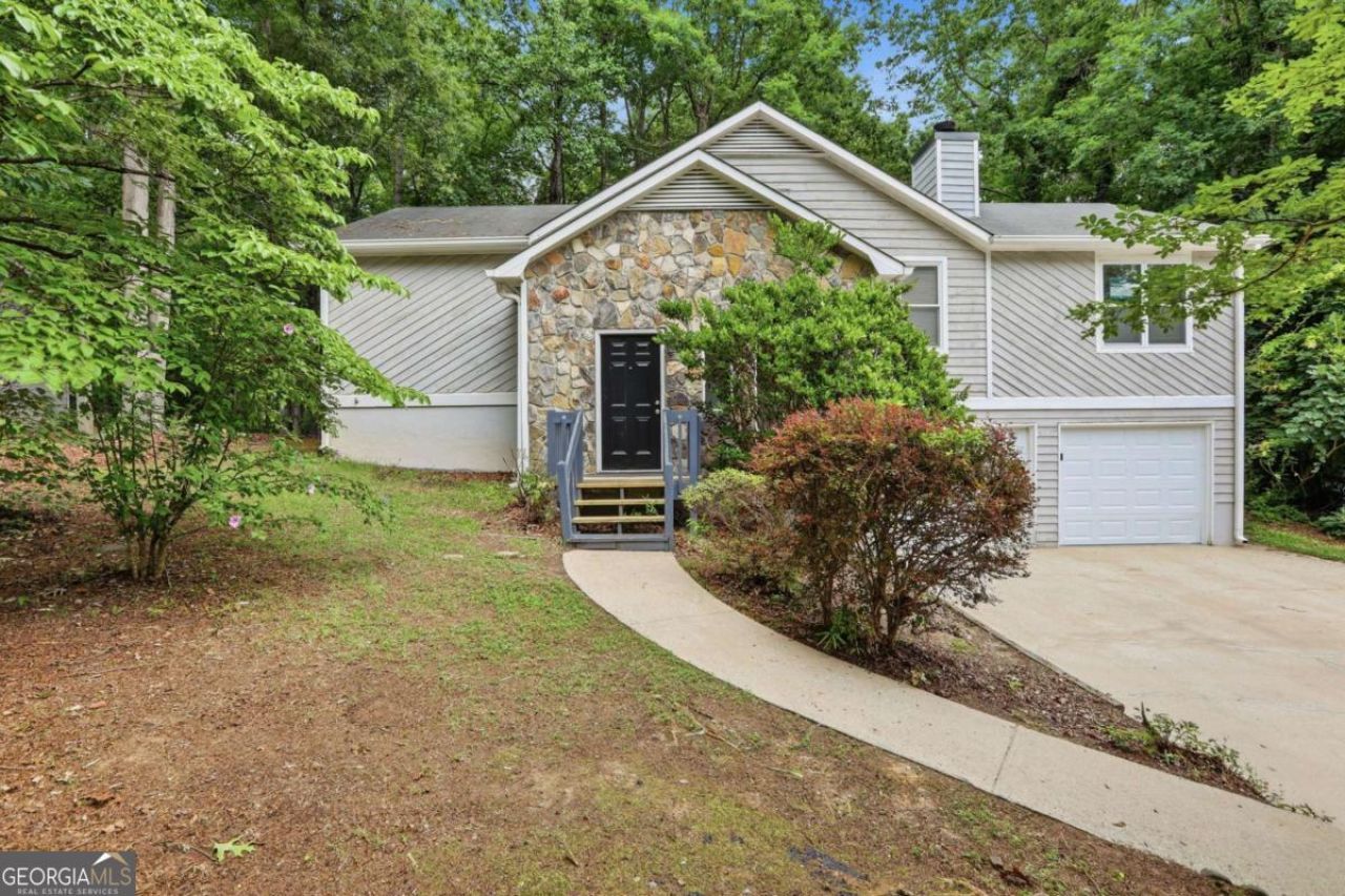 7778 Mountain Creek Way, Douglasville, GA 30134 Main Photo