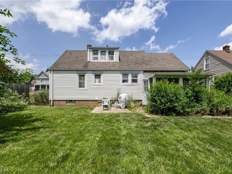 1644 37th Street NW, Canton, OH 44709 Photo 4