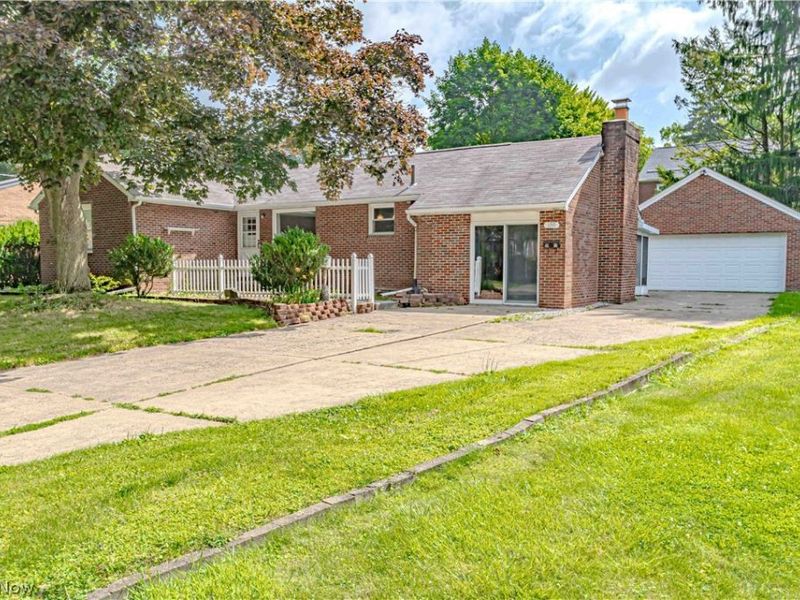 188 Saratoga Avenue NW, Canton, OH 44708 Photo 3