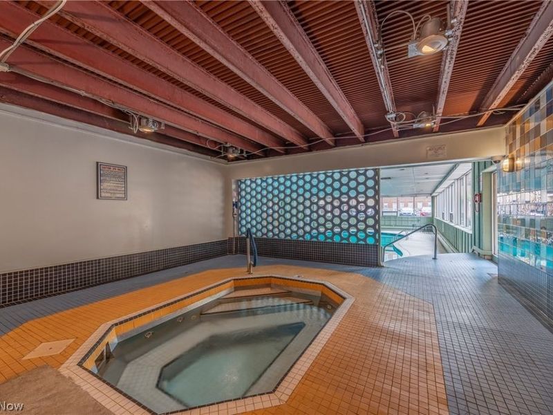 10301 Lake Avenue, Unit 420, Cleveland, OH 44102 Photo 32