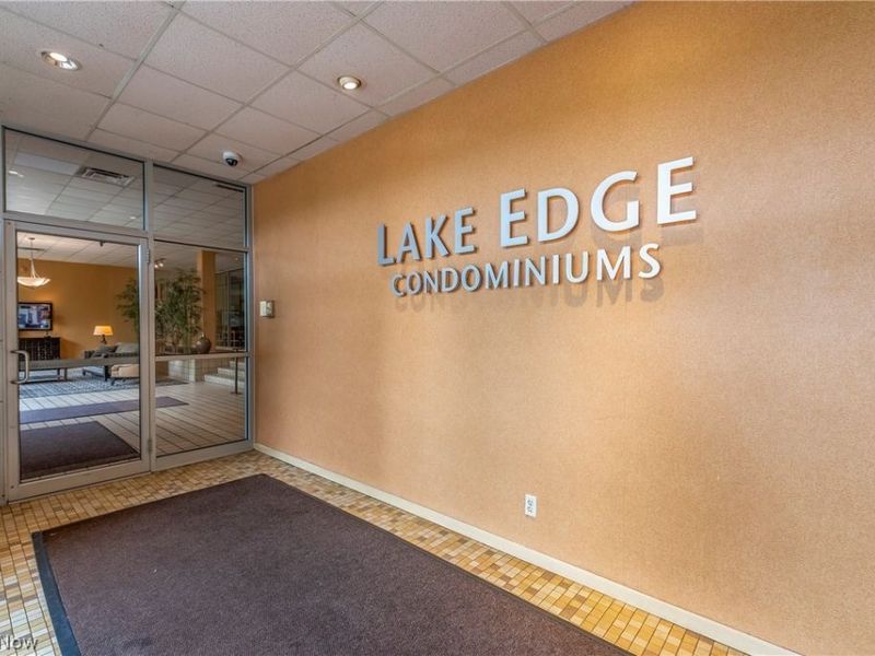 10301 Lake Avenue, Unit 420, Cleveland, OH 44102 Photo 5