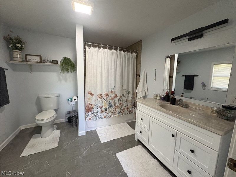 246 Hilliard Road, Elyria, OH 44035 Photo 30