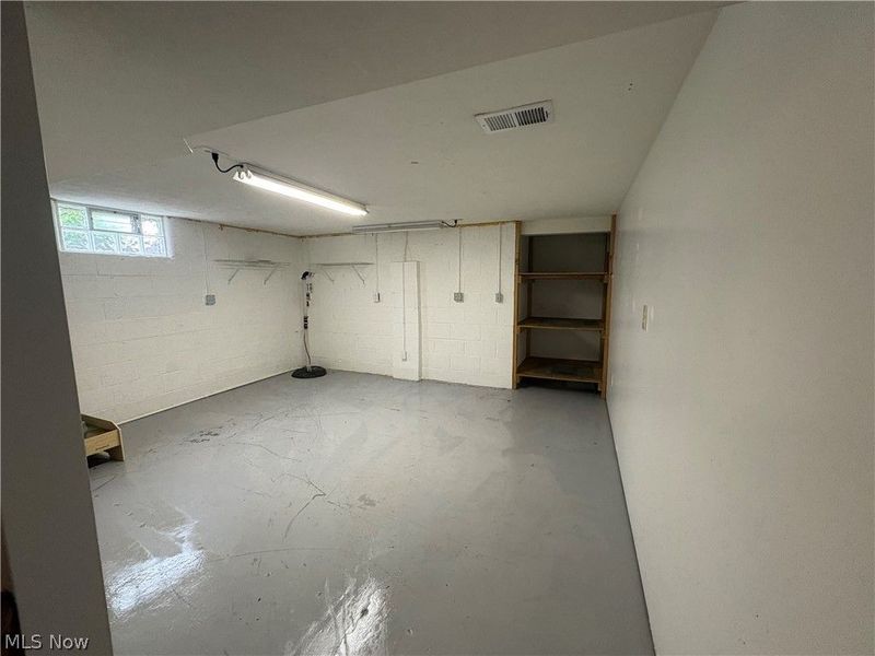 246 Hilliard Road, Elyria, OH 44035 Photo 32