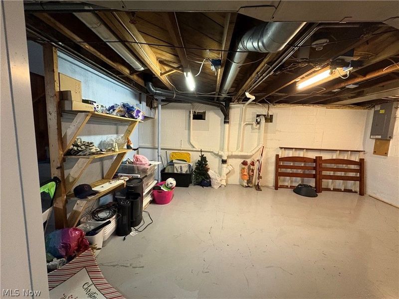 246 Hilliard Road, Elyria, OH 44035 Photo 36