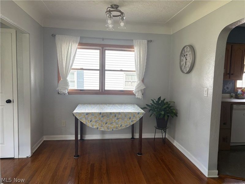 246 Hilliard Road, Elyria, OH 44035 Photo 4