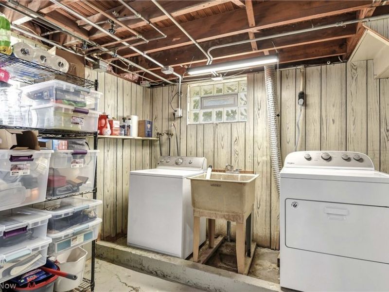 4213 W 223rd Street, Fairview Park, OH 44126 Photo 37