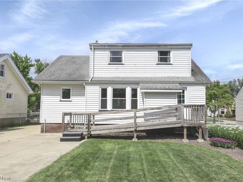 4213 W 223rd Street, Fairview Park, OH 44126 Photo 8