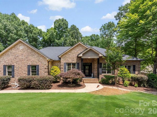 543 Kenway Loop, Mooresville, NC 28117