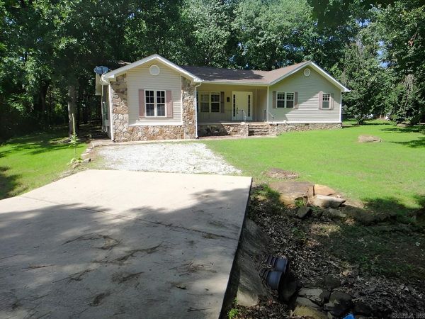 1308 Chimney Rock Street, Mountain View, AR 72560