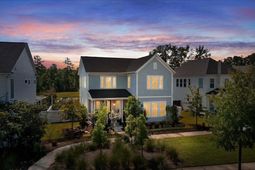 285 Great Lawn Drive photo 4