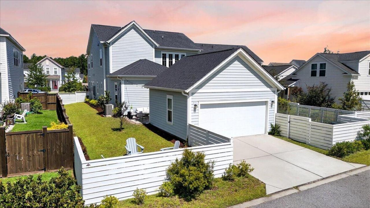 285 Great Lawn Drive Photo 4