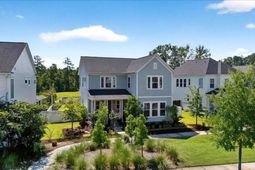 285 Great Lawn Drive photo 4