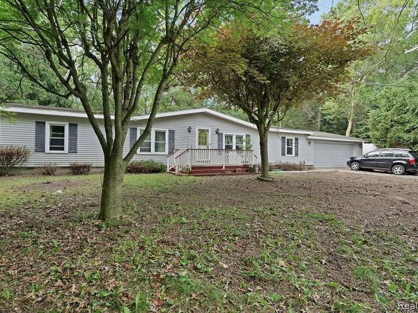 4137 Port Austin Road, Lake Twp, MI 48725