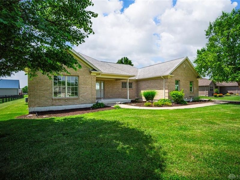 3407 Ash Meadow Lane, Franklin Township, OH 45005 Photo 2