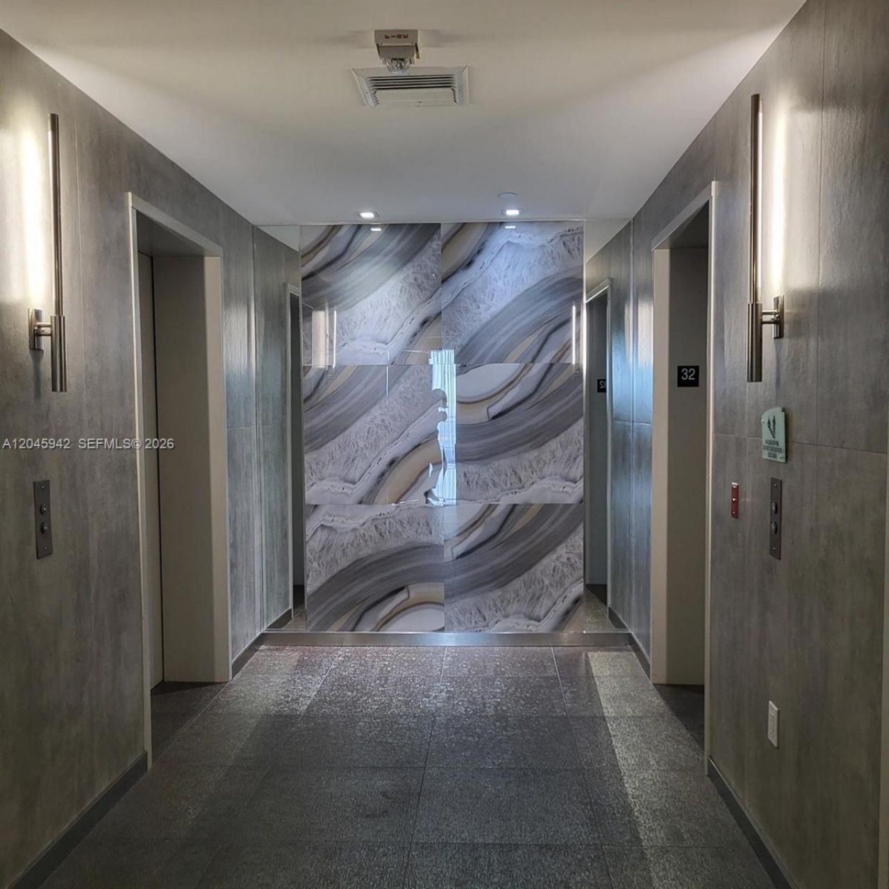 92 SW 3rd St , Unit 3207, Miami, FL 33130 Photo