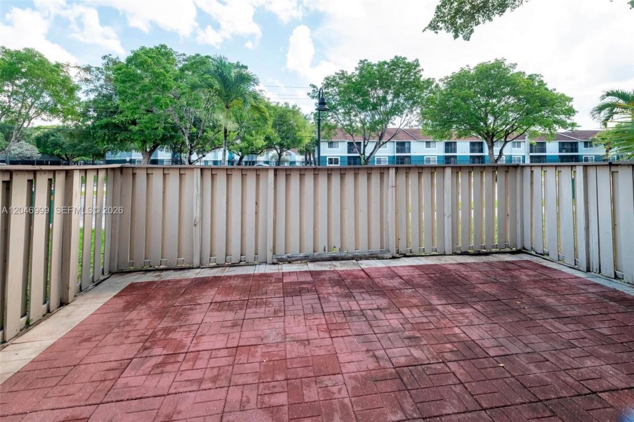 2201 NW 56th Ave, Unit 4-A, Lauderhill, FL 33313 Photo
