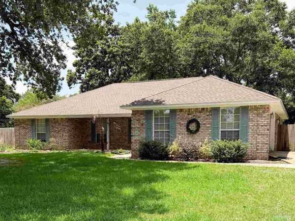 5456 Rowe Trl, Pace, FL 32571