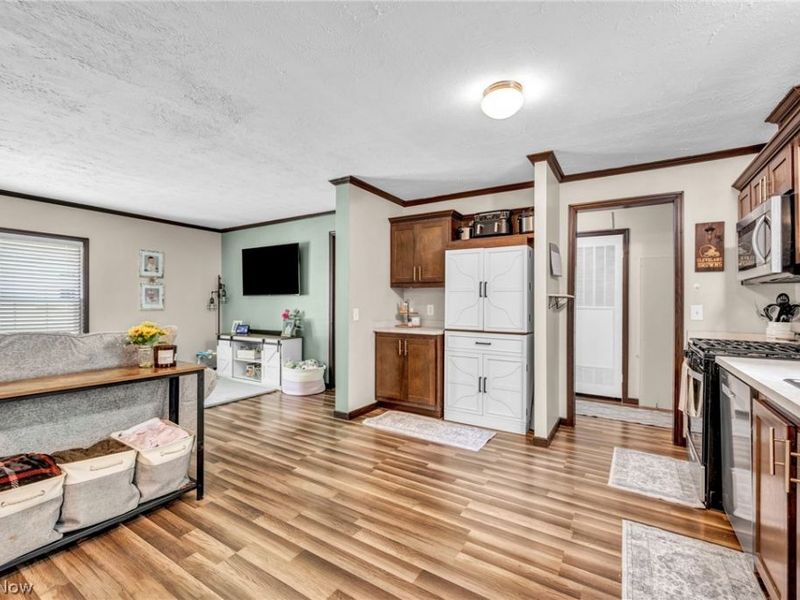 285 Westwoods, Amherst, OH 44001 Photo 11