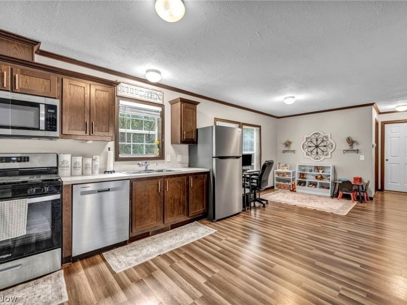285 Westwoods, Amherst, OH 44001 Photo 13