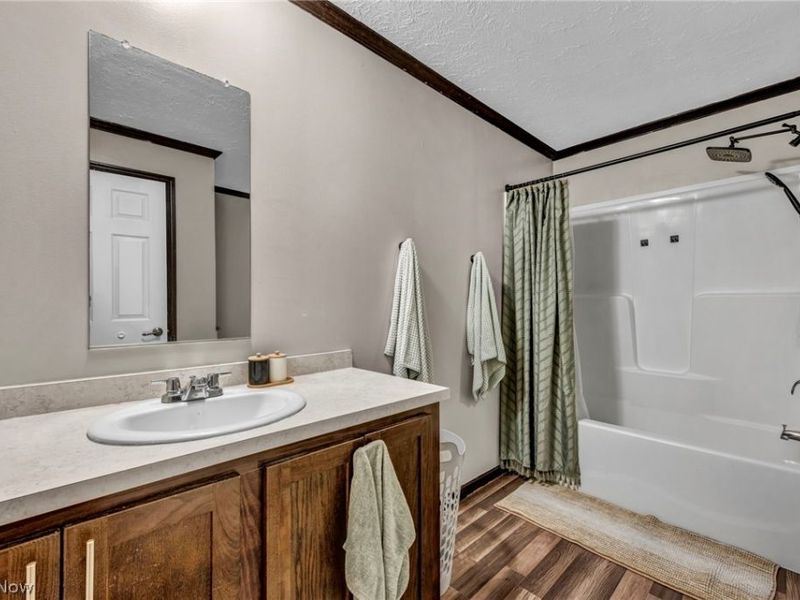 285 Westwoods, Amherst, OH 44001 Photo 25