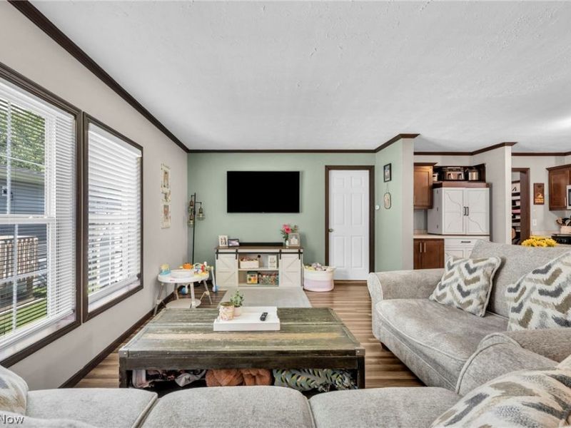 285 Westwoods, Amherst, OH 44001 Photo 9