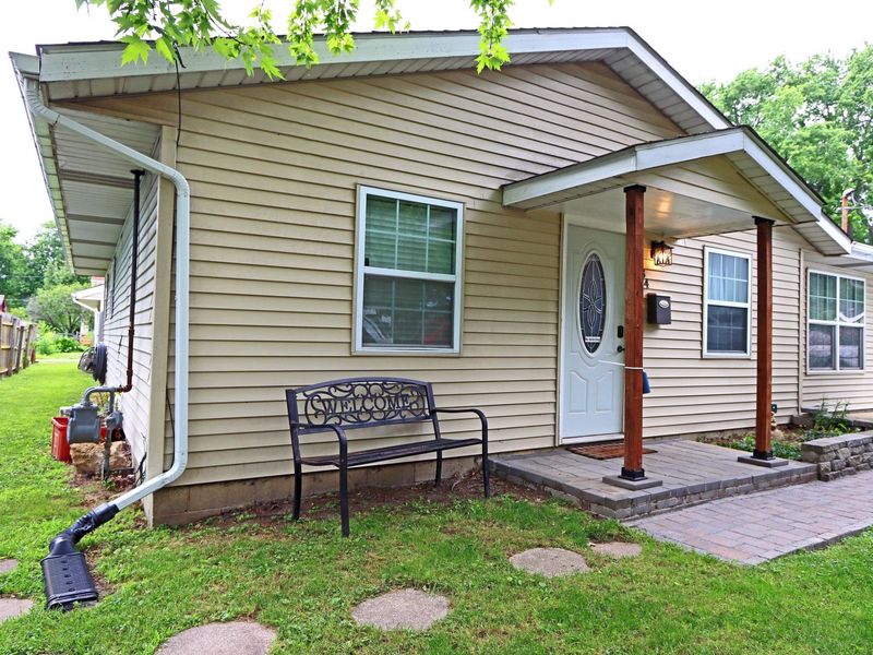 34 Graham Avenue , London, OH 43140 Photo 3