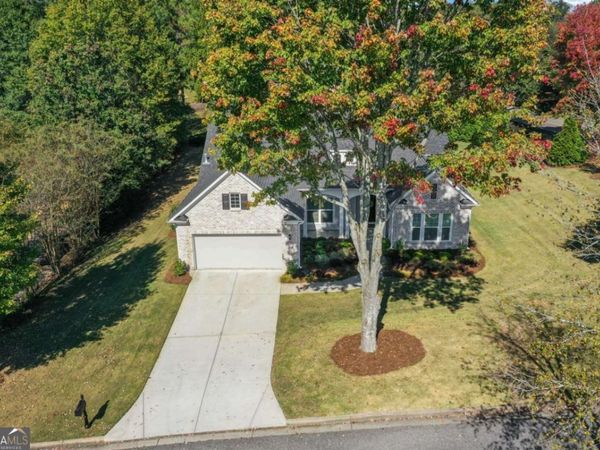 900 Ravenwood Way, Canton, GA 30115