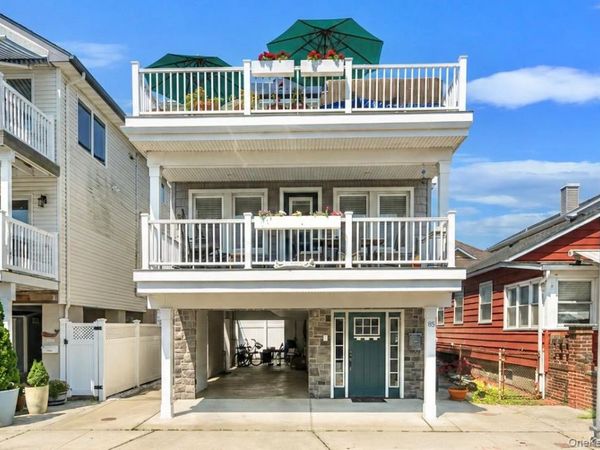 85 Delaware Avenue, Long Beach, NY 11561