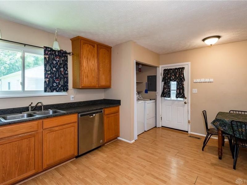 207 Yale Avenue, New Lebanon, OH 45345 Photo 11